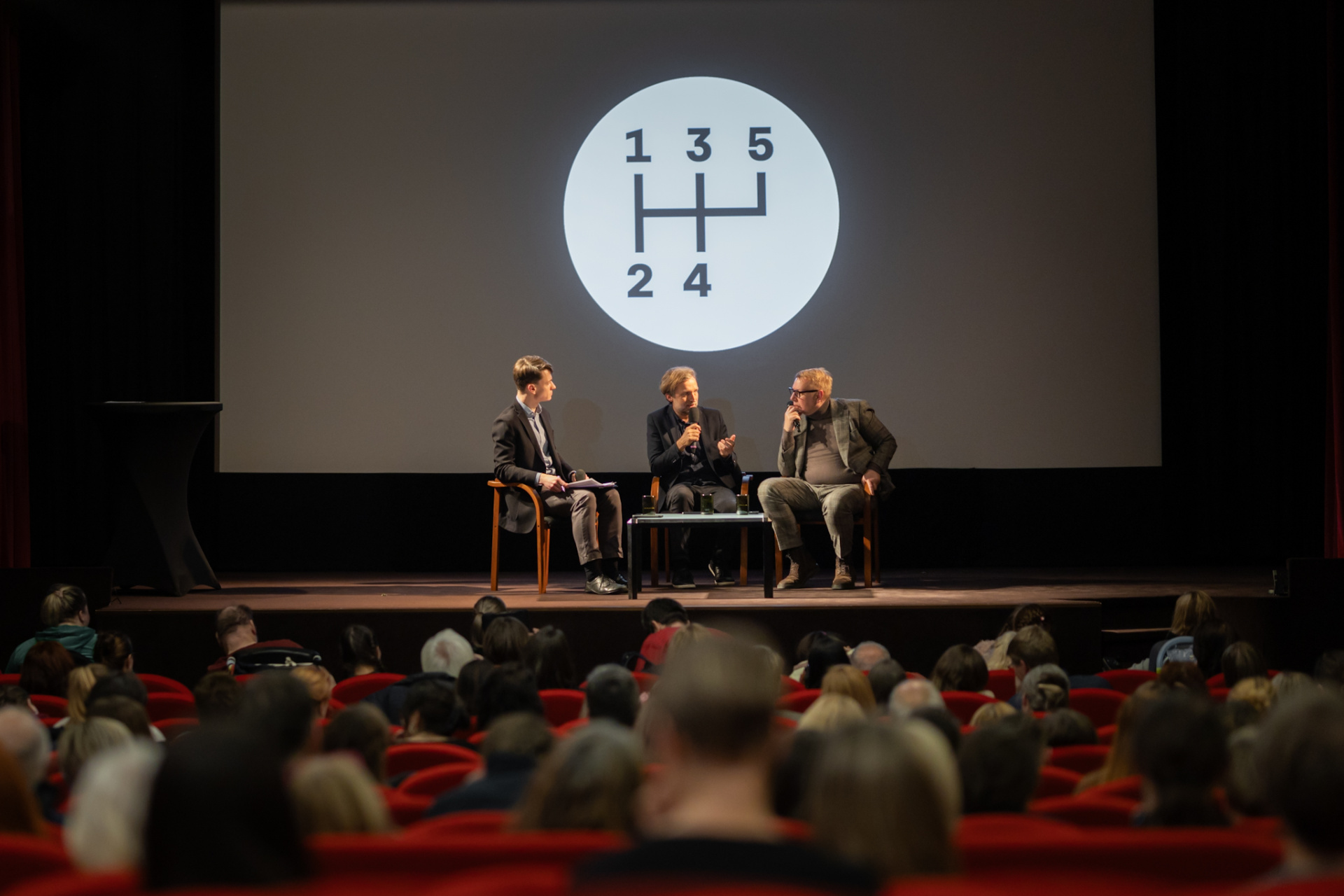 Premiéra filmu Nezlomné potvrdila: neformální péče potřebuje okamžité řešení